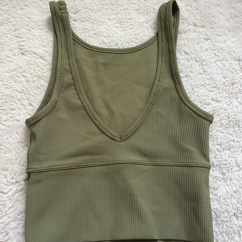 Power Pivot Ribbed Tank Top - Picture 2 of 2